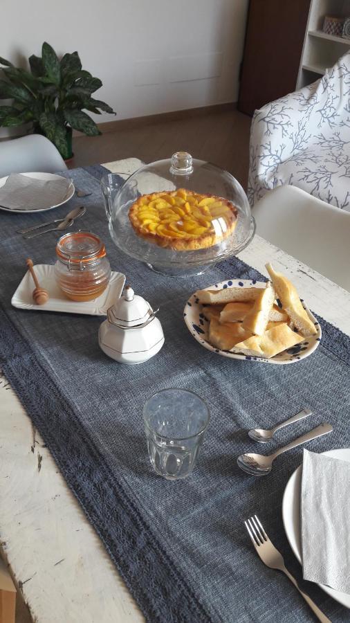Ca' Di Camineve B&B Loano Exteriör bild