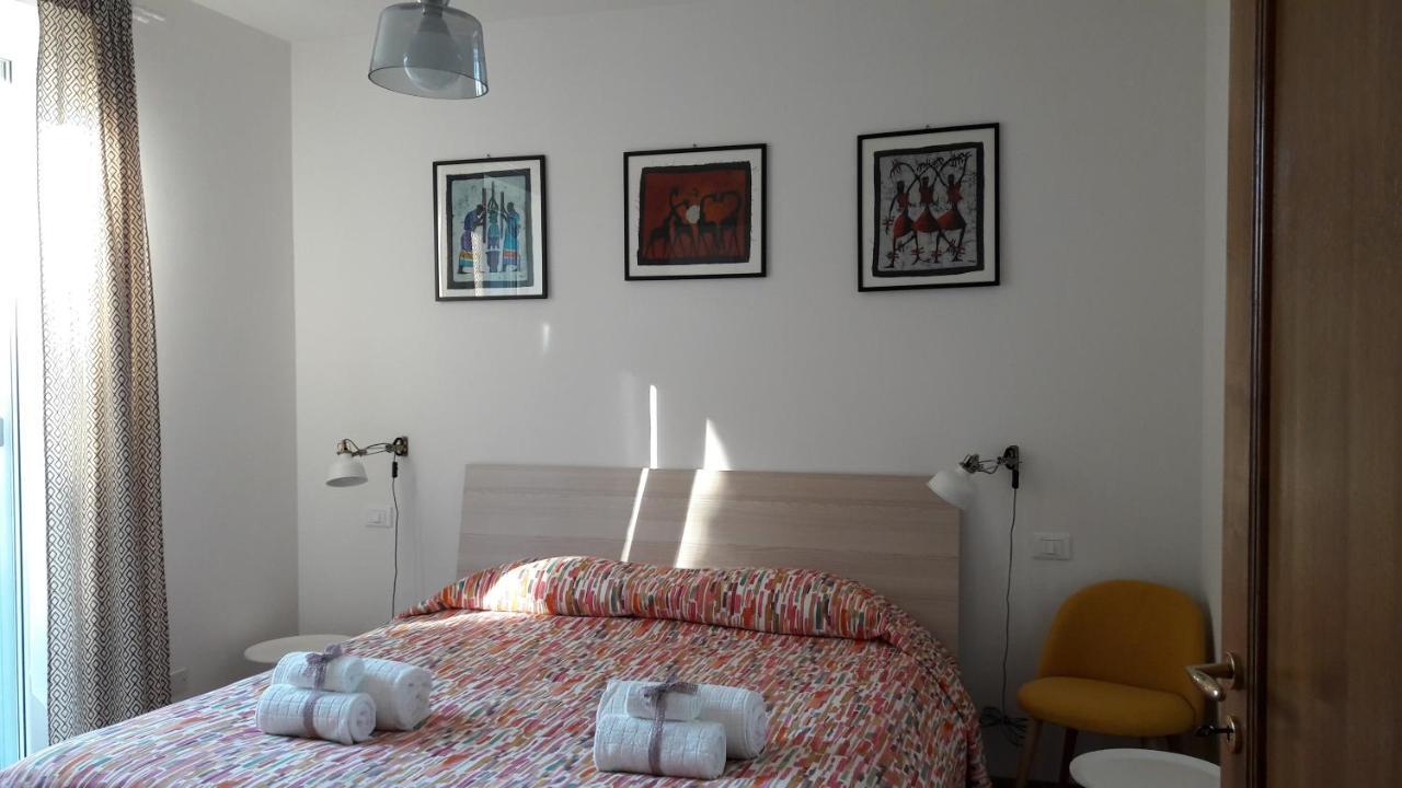 Ca' Di Camineve B&B Loano Exteriör bild